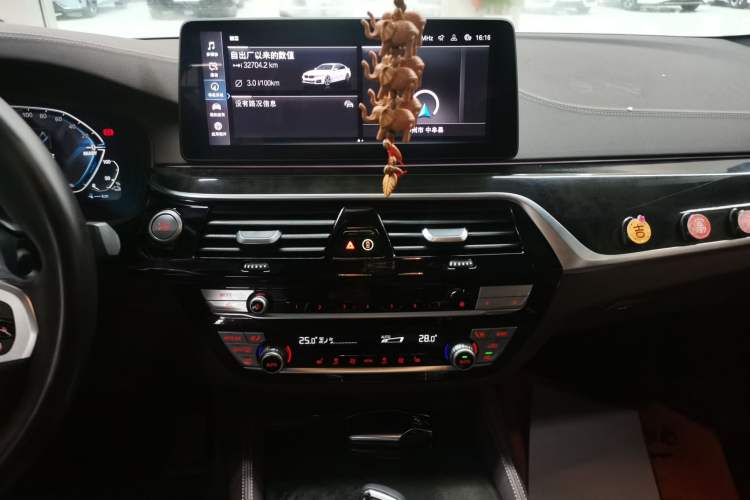 Used BMW 5 Series New Energy 2021 535Le M Sport Package
