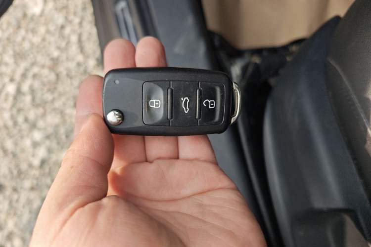 Used Volkswagen Sagitar 2017 230TSI Automatic Comfort Version