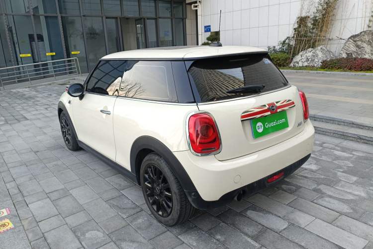Used  MINI 2019 1.5T ONE PLUS
