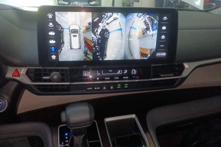 Used Toyota Sienna 2023 2.5L Hybrid Comfort Edition
