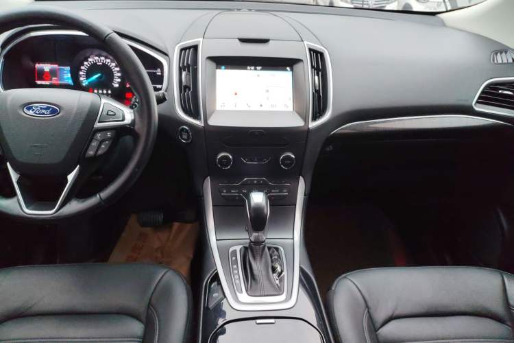 Used Ford Edge 2016 EcoBoost 245 Four-Wheel Drive Titanium Edition 7-Seater