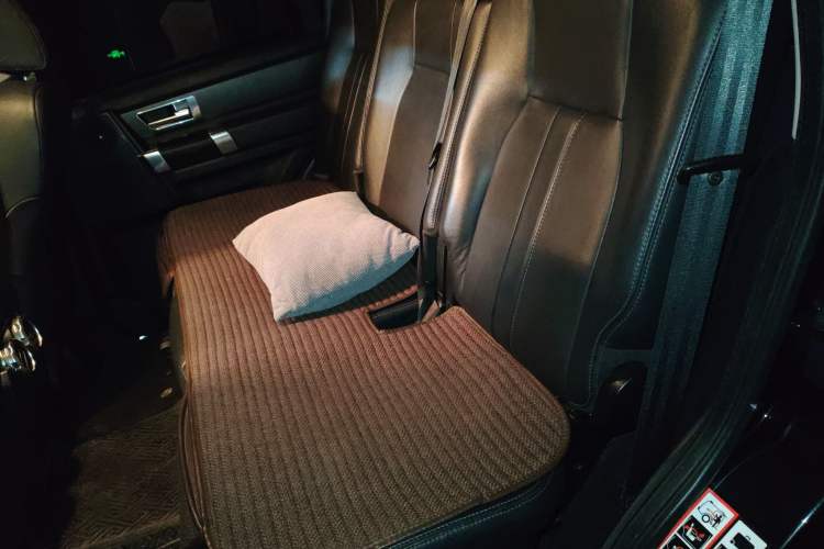 Used Land Rover Discovery 2016 3.0 SC Obsidian Black Heritage Edition SE