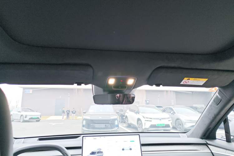 Used ONVO Luxeed L90 2025 Model—Max Six-Seater Version