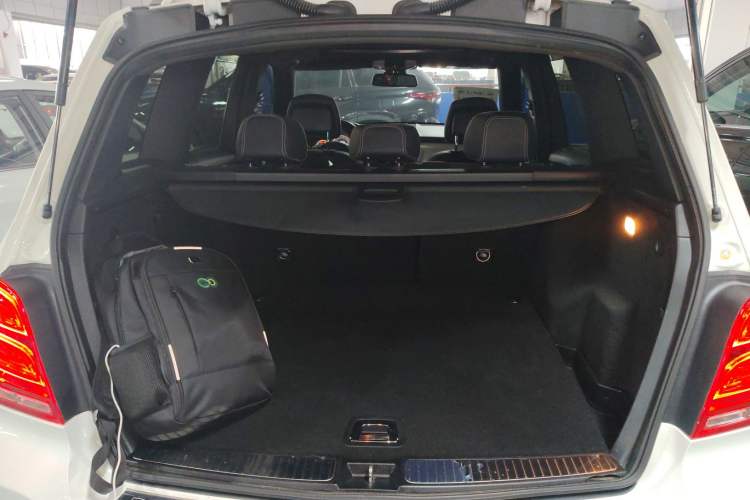 Used Mercedes-Benz GLK-Class 2015 GLK 260 4MATIC Dynamic Edition Ultimate Version
