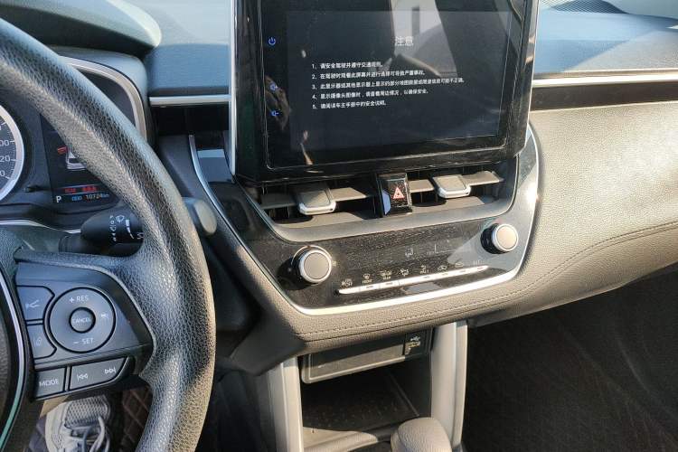 Used Toyota FRONTLANDER 2022 2.0L CVT Luxury PLUS Edition