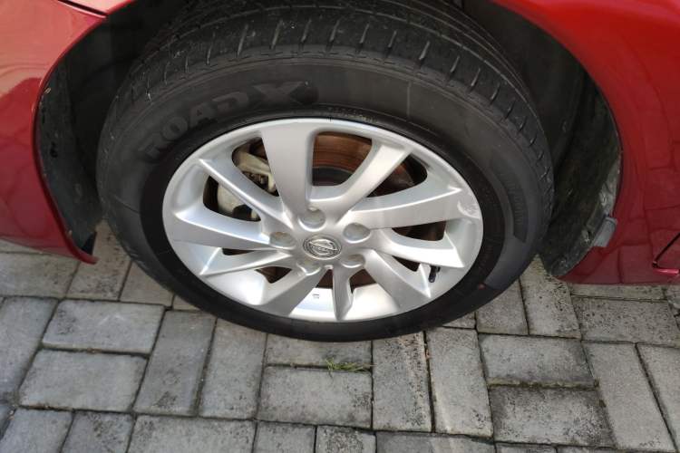 Used Nissan Tiida 2016 1.6L CVT Cool Dynamic Edition
