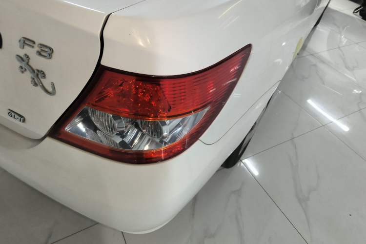 Used BYD F3 2012 Energy-Saving Edition 1.5L Manual Comfort Model