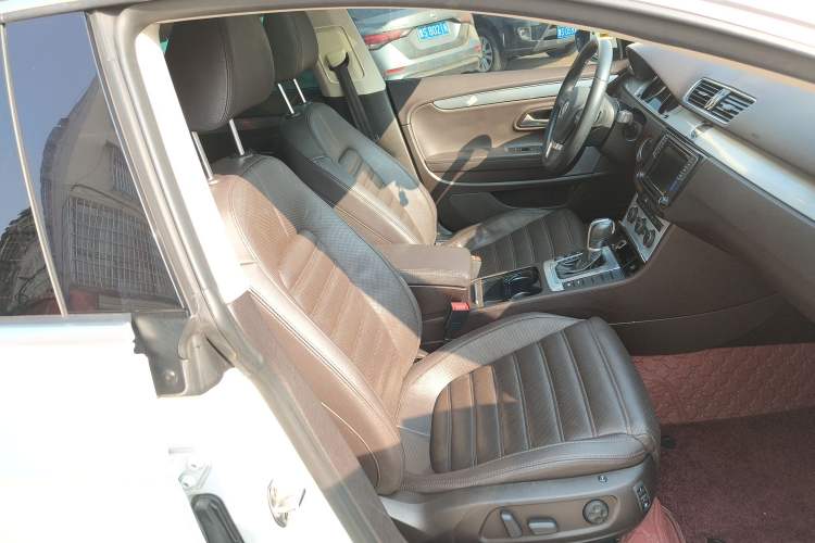 Used Volkswagen FAW-Volkswagen CC 2018 1.8TSI Luxury Model
