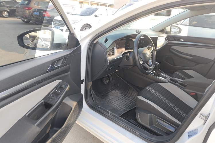 Used Volkswagen Bora 2023 200TSI DSG Comfort Edition
