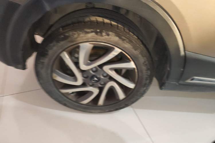 Used  Refine S3 2016 1.5L Manual Luxury Smart Version
