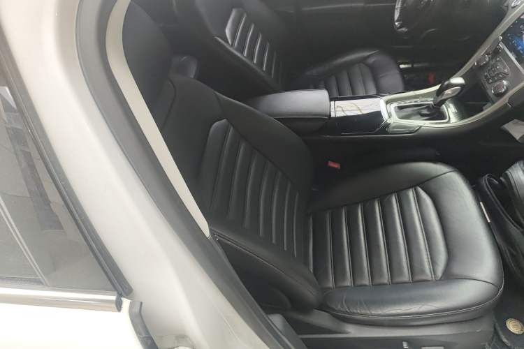 Used Ford Mondeo 2013 2.0L GTDi 200 Fashion Edition
