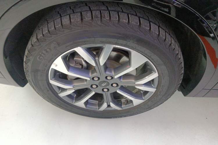 Used Ford Edge 2023 Edge L 2.0T EcoBoost E-Hybrid Four-Wheel Drive Seven-Seat Supreme Model