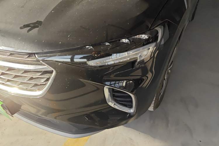 Used Buick Envision 2022 Facelift Encore S 652T Two-Wheel-Drive Luxury Model