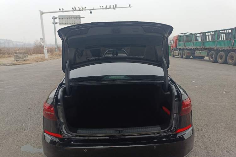 Used Volkswagen Passat 2019 330TSI Elite Edition China VI