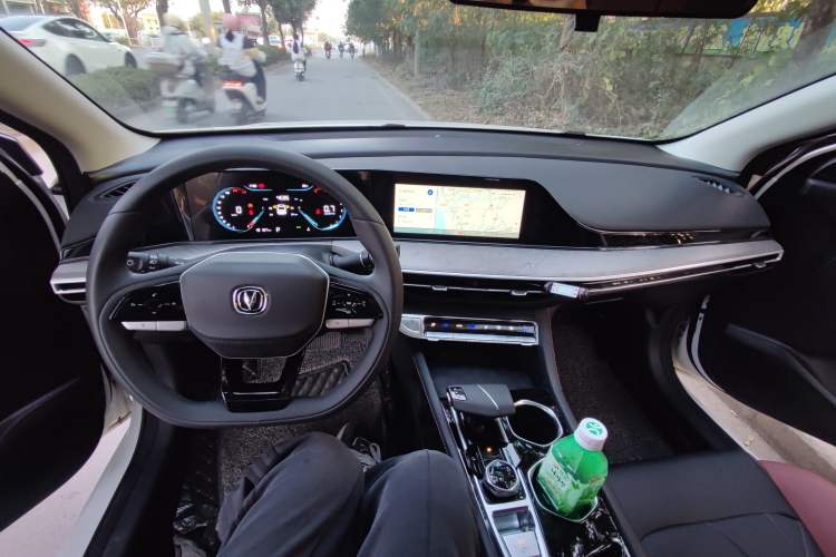 Used Changan Eado 2023 Changan Edition PLUS Blue Whale NE 1.4T GDI DCT Prestige Version
