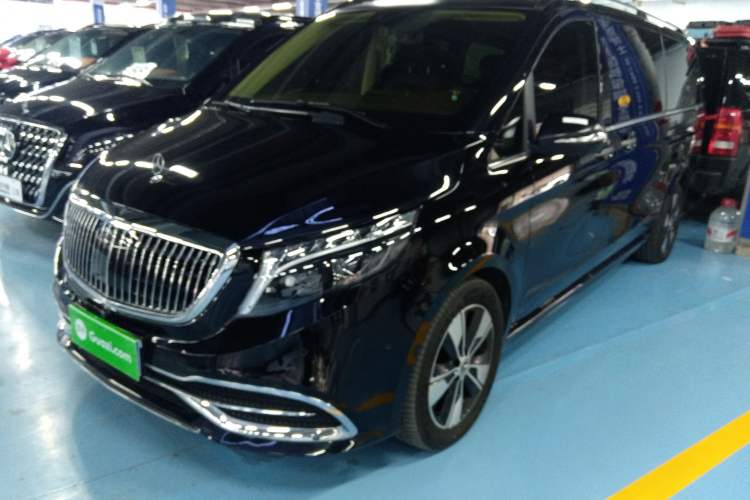 Used Mercedes-Benz V-Class 2022 V 260 L Long Wheelbase Prestige Edition