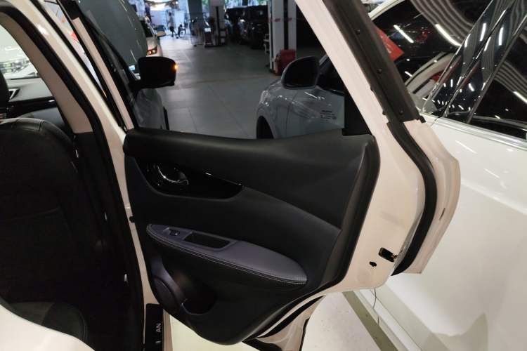 Used Nissan Qashqai 2017 2.0L CVT Luxury Edition China V Standard
