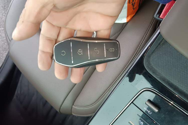 Used BYD Han 2023 EV Champion Edition 605KM Front-Drive Premium Model
