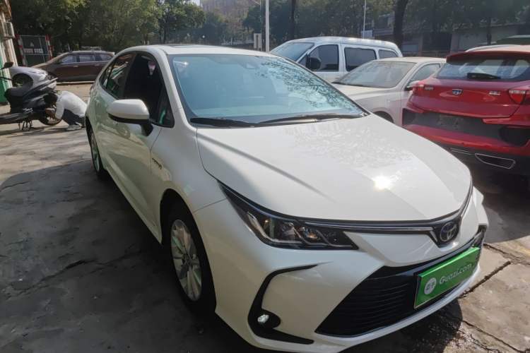 Used Toyota Corolla 2021 Dual-Motor 1.8L E-CVT Elite Edition

