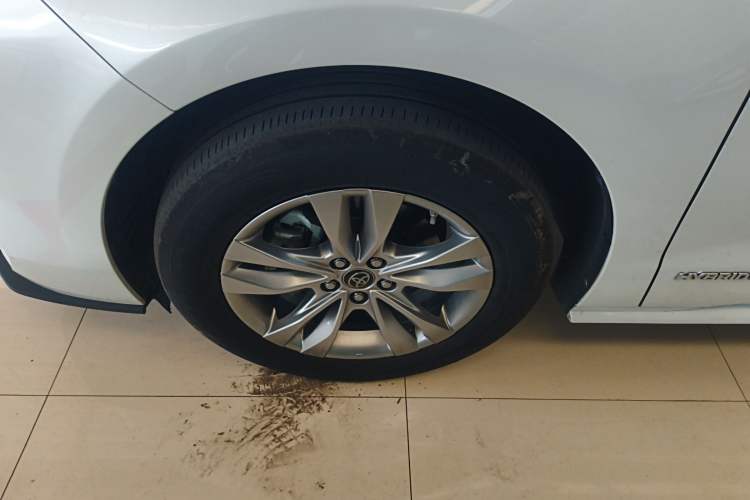 Used Toyota Sienna 2023 2.5L Hybrid Comfort Edition
