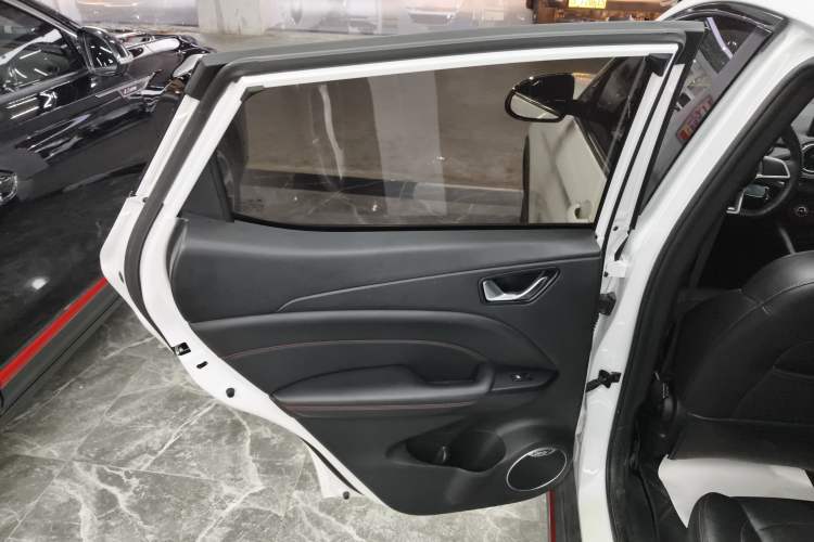 Used Dongfeng Fengon 500 2021 1.5L CVT Enjoyment Model
