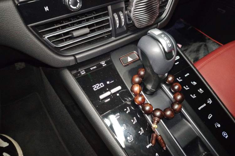 Used Porsche Macan 2022 Macan S 2.9T