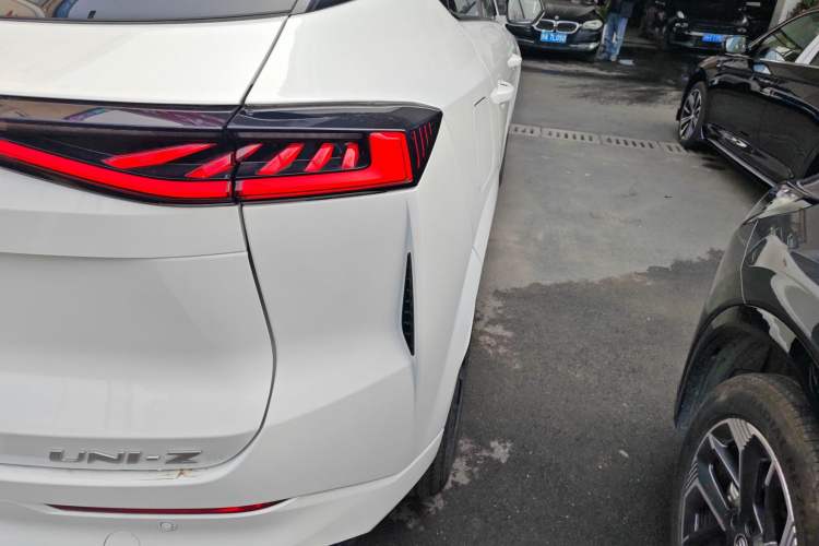 Used Changan UNI-Z New Energy 
