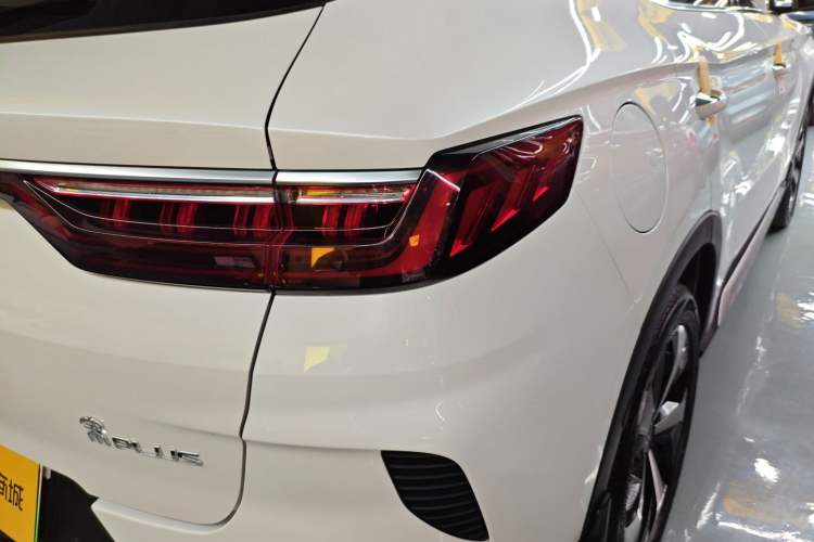 Used BYD Song PLUS New Energy 2021 DM-i 110KM Flagship Model
