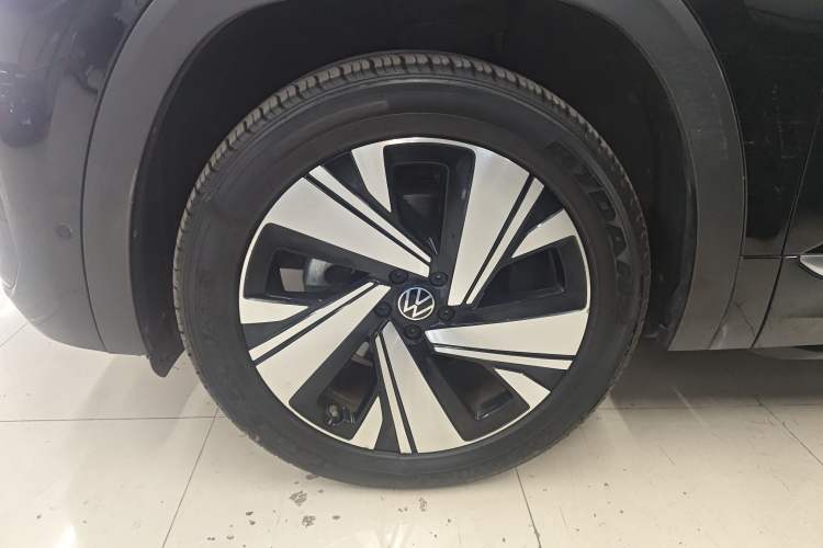 Used Volkswagen Teramont X 2023 Facelift 380TSI Four-Wheel Drive Luxury Deluxe Edition
