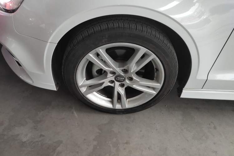 Used Audi A3 2020 Limousine 35 TFSI Fashion Edition China VI Emission Standard