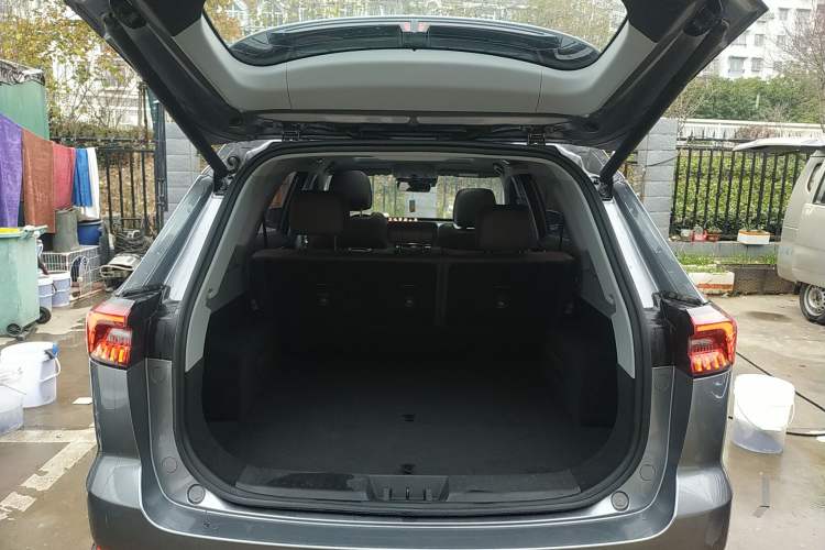 Used Chery Tiggo 8 PRO 2024 Champion Edition 390T Two-Wheel Drive Peak Version 5 Seats
