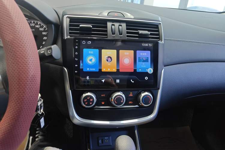 Used Nissan Tiida 2024 1.6L CVT Cool Dynamic Edition
