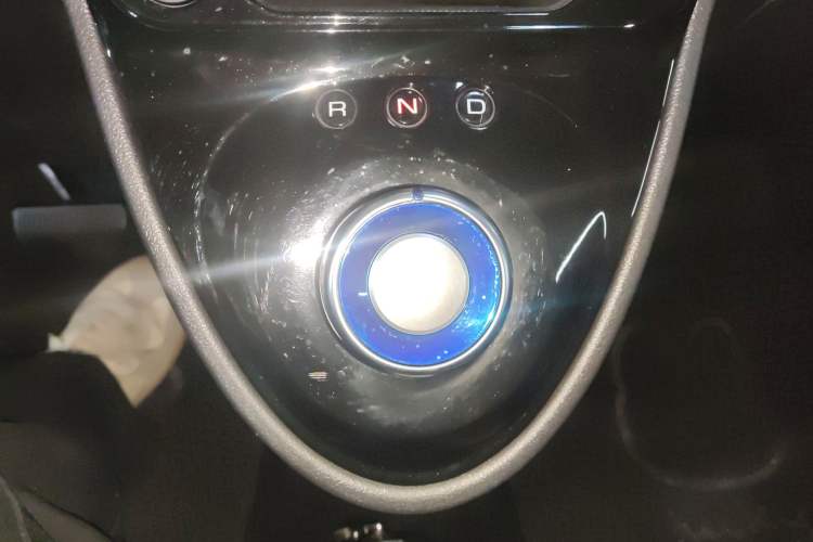 Used ORA Black Cat 2022 351 km Range Luxury Version Lithium-Ion Battery
