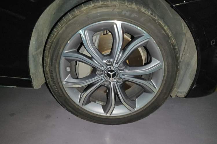 Used Mercedes-Benz E-Class 2020 E 300 L Sporty and Stylish Model