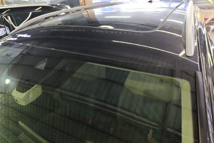 Used Volkswagen Tharu 2023 300TSI Two-Wheel-Drive Full Moon Edition
