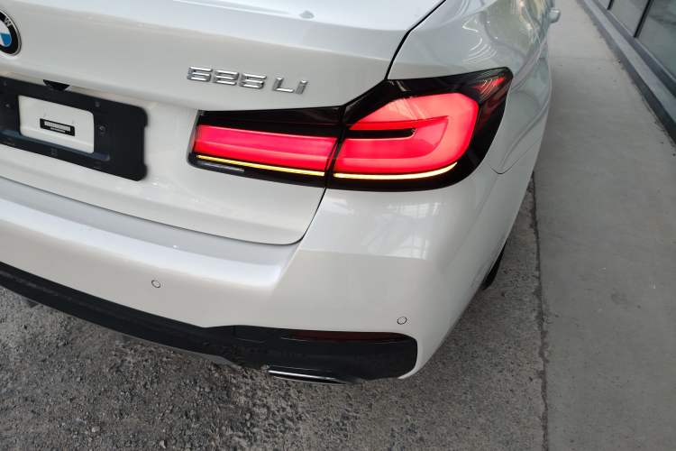 Used BMW 5 Series 2022 Restyled 525Li M Sport Package
