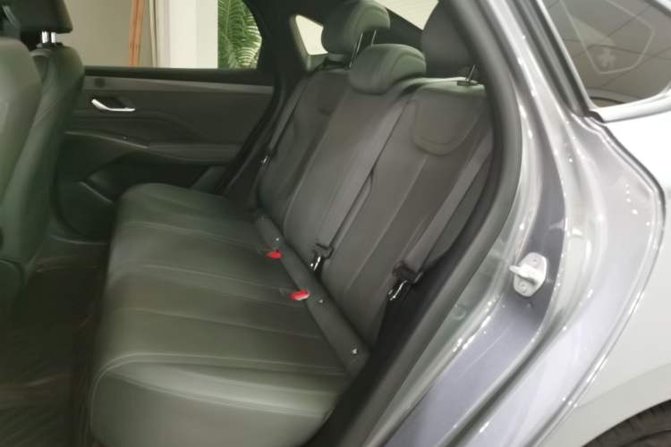 Used BYD Qin PLUS 2025 DM-i Smart Drive 55KM Leading Model
