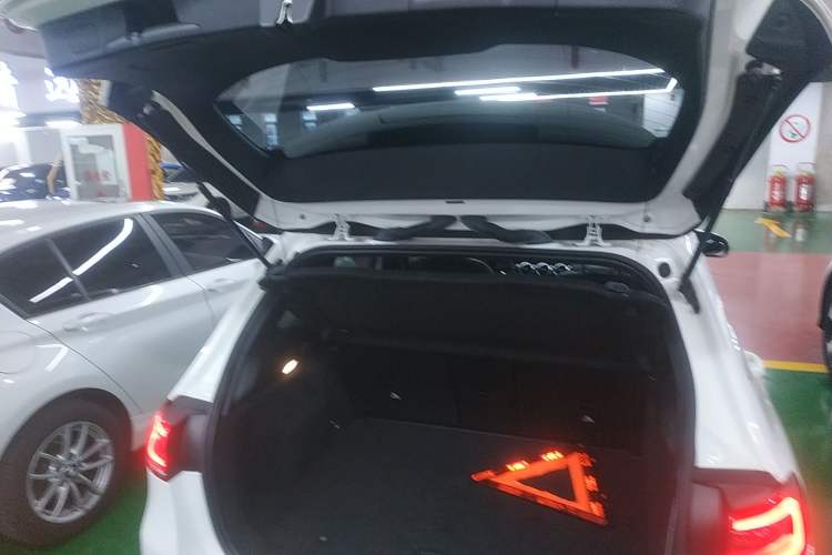 Used Mercedes-Benz B-Class 2022 Updated B 200 Fashion Edition
