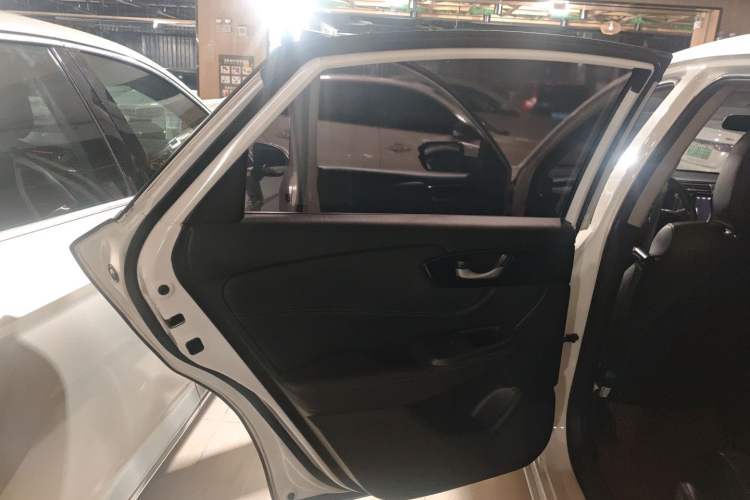 Used Honda Envix 2019 180TURBO CVT Enjoyment Edition China VI
