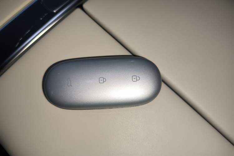 Used Li Auto L9 2022 Max model
