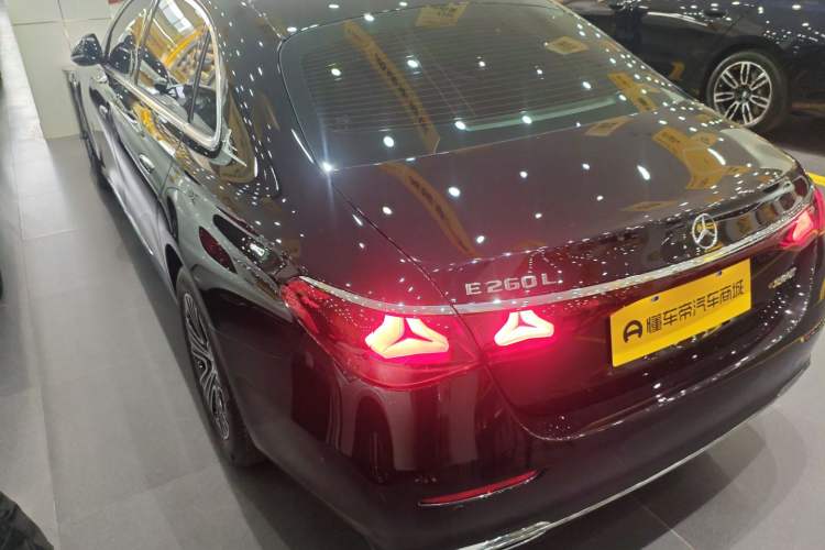 Used Mercedes-Benz E-Class 2025 E 260 L