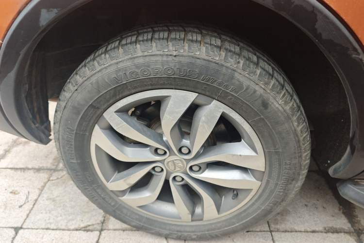 Used BAIC Weiwang S50 2016 1.5T CVT Joyful Premium Edition