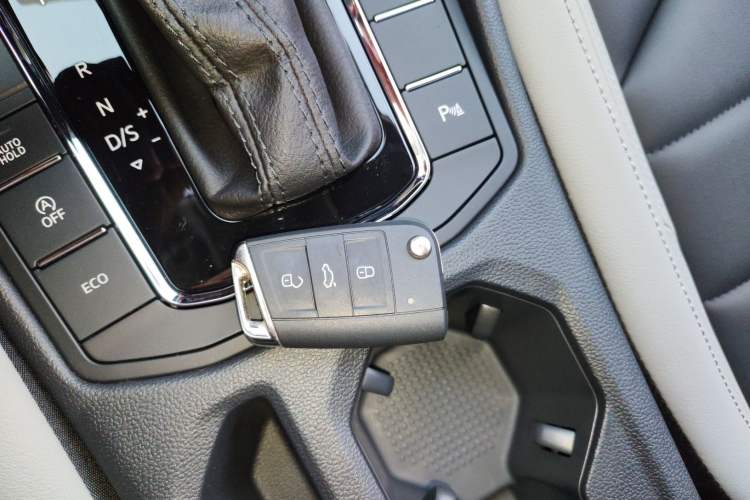 Used Volkswagen Bora 2024 300TSI DSG Prestige Edition
