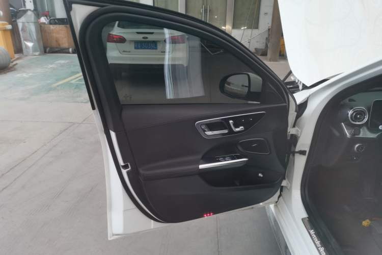 Used Mercedes-Benz C-Class 2024 Second Facelift C 260 L Sport Edition
