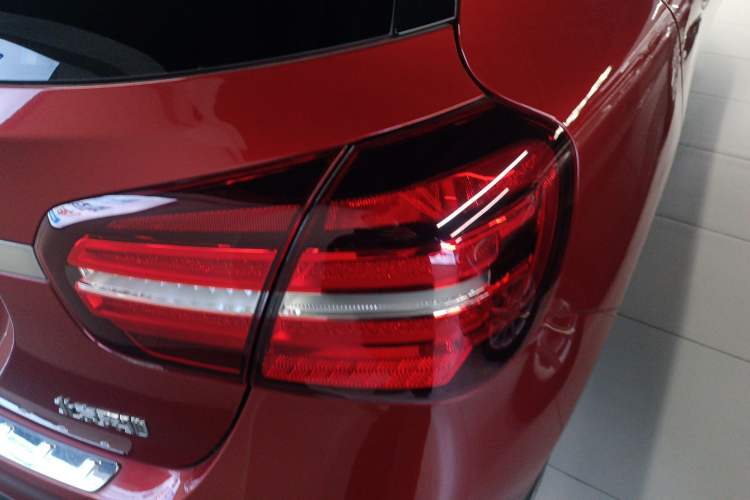 Used Mercedes-Benz GLA 2018 GLA 200 Fashion Model
