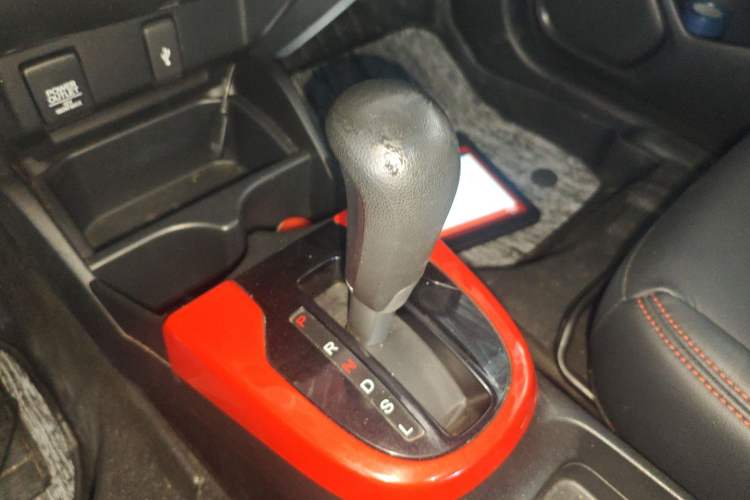 Used Honda Fit 2014 1.5L LX CVT Comfort Model
