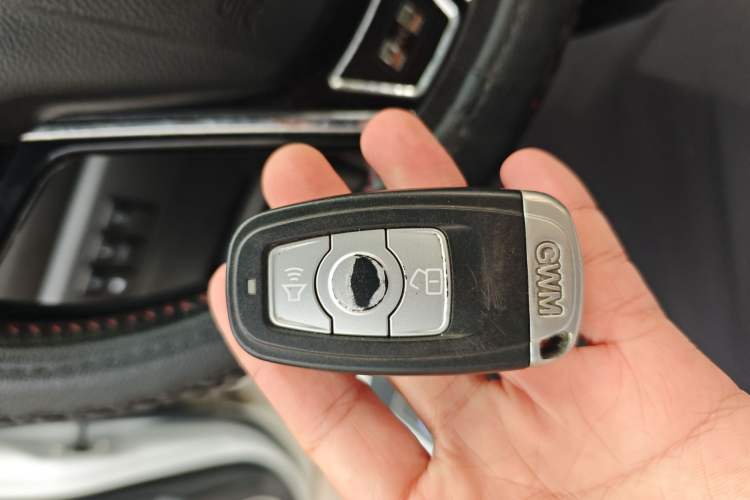 Used Haval H6 2013 Upgraded Model 1.5T Manual Two-Wheel Drive Elite Version
