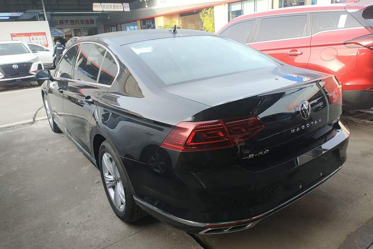 Used Volkswagen Magotan 2025 Zhongxiang Version 280TSI DSG Comfort Edition
