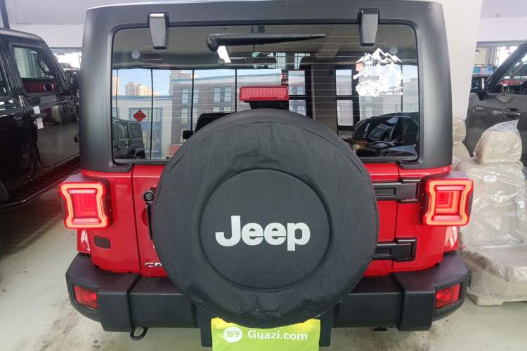 Used  Wrangler 2014 2.8TD Sahara Four-Door Edition