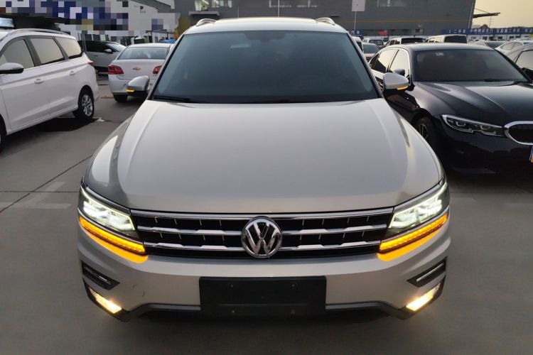 Used Volkswagen Tiguan L 2017 380TSI Automatic All-Wheel-Drive Luxury Edition
